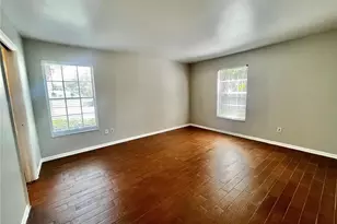 10368 Carrollwood Ln, Tampa, FL 33618 - Photo 11