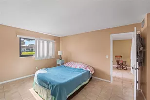 4800 Lake Villa Dr, Clearwater, FL 33762 - Photo 11