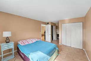 4800 Lake Villa Dr, Clearwater, FL 33762 - Photo 11