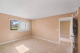 4800 Lake Villa Dr, Clearwater, FL 33762 - Photo 7