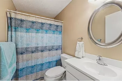 4800 Lake Villa Drive, Clearwater, FL 33762 - Photo 17