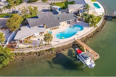 7985 4th Avenue S, Saint Petersburg, FL 33707 - Photo 3