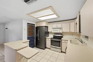 10629 Cymbid Dr, Port Richey, FL 34668 - Photo 5