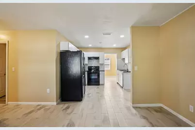 6896 78th Avenue N, Pinellas Park, FL 33781 - Photo 9