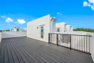 315 15th St N, Saint Petersburg, FL 33705 - Photo 49