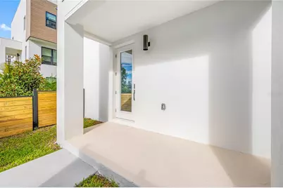 315 15th Street N, Saint Petersburg, FL 33705 - Photo 13