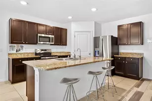 6509 Wagon Trail St, Zephyrhills, FL 33541 - Photo 13