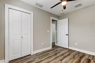 3720 36th Ave N, Saint Petersburg, FL 33713 - Photo 25