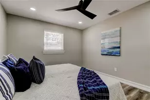 3720 36th Ave N, Saint Petersburg, FL 33713 - Photo 21