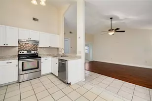 2636 Kavalier Dr, Palm Harbor, FL 34684 - Photo 5