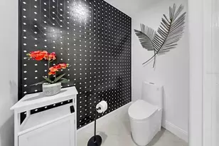 12033 Gandy Blvd N, Saint Petersburg, FL 33702 - Photo 31