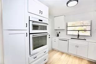 4304 S Thatcher Ave, Tampa, FL 33611 - Photo 7