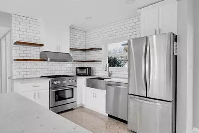 1903 42nd Way N, Saint Petersburg, FL 33713 - Photo 9