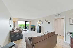 19451 Gulf Blvd, Indian Shores, FL 33785 - Photo 15