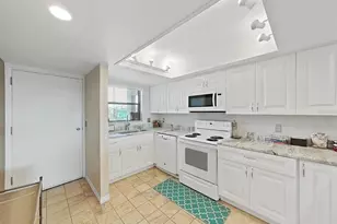 19451 Gulf Blvd, Indian Shores, FL 33785 - Photo 9