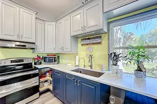 2418 W 1st St, Sanford, FL 32771 - Photo 11