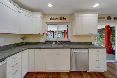 14557 Anchorage Circle, Seminole, FL 33776 - Photo 11