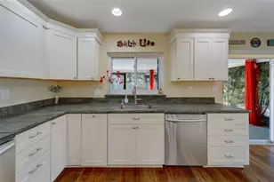 14557 Anchorage Cir, Seminole, FL 33776 - Photo 11