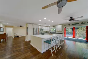 14557 Anchorage Cir, Seminole, FL 33776 - Photo 9