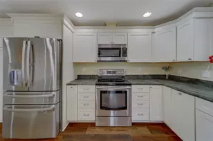 14557 Anchorage Cir, Seminole, FL 33776 - Photo 13