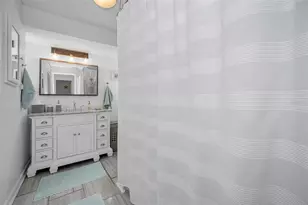 1176 Mineola Cir, Palm Harbor, FL 34683 - Photo 37