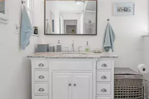 1176 Mineola Cir, Palm Harbor, FL 34683 - Photo 39