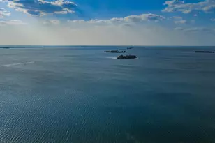 1176 Mineola Cir, Palm Harbor, FL 34683 - Photo 77