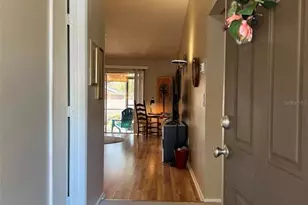 7715 Willow Park Dr, Temple Terrace, FL 33637 - Photo 3