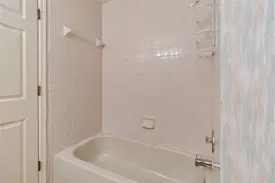 9309 Rockrose Dr, Tampa, FL 33647 - Photo 35