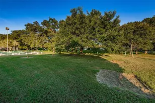 8315 Burgundy Dr N, Pinellas Park, FL 33781 - Photo 31