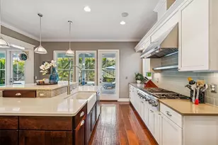 2907 W Hawthorne Rd, Tampa, FL 33611 - Photo 19