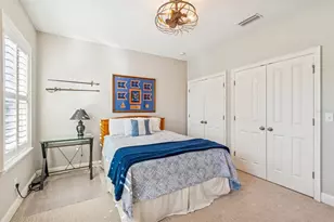 2907 W Hawthorne Rd, Tampa, FL 33611 - Photo 35