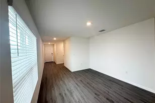 36015 Sunflower Hl Dr, Zephyrhills, FL 33541 - Photo 19