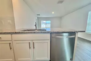 36015 Sunflower Hl Dr, Zephyrhills, FL 33541 - Photo 47