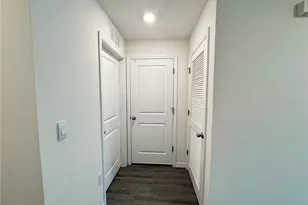 36015 Sunflower Hl Dr, Zephyrhills, FL 33541 - Photo 11