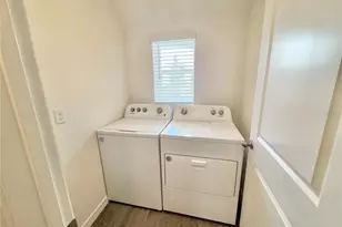 36015 Sunflower Hl Dr, Zephyrhills, FL 33541 - Photo 13