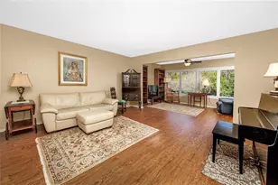 2440 World Pkwy Blvd, Clearwater, FL 33763 - Photo 19