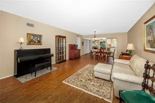2440 World Pkwy Blvd, Clearwater, FL 33763 - Photo 5