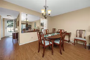 2440 World Pkwy Blvd, Clearwater, FL 33763 - Photo 17