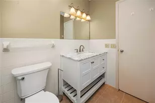 2440 World Pkwy Blvd, Clearwater, FL 33763 - Photo 27