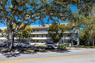 2440 World Pkwy Blvd, Clearwater, FL 33763 - Photo 47