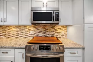 2440 World Pkwy Blvd, Clearwater, FL 33763 - Photo 5