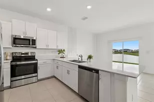 32076 Pop Ash Pl, Wesley Chapel, FL 33545 - Photo 15
