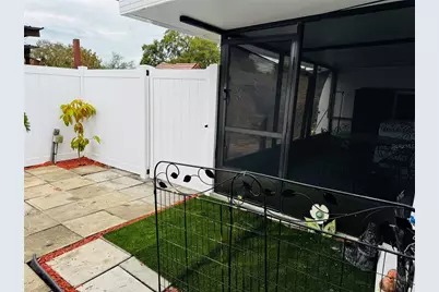 1709 Warrington Way, Tampa, FL 33619 - Photo 19