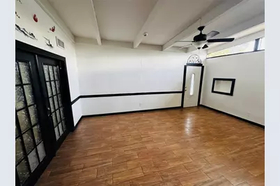 1709 Warrington Way, Tampa, FL 33619 - Photo 5