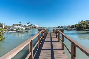 8565 W Gulf Blvd, Treasure Island, FL 33706 - Photo 11
