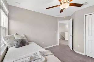 4620 Willet Cooper Ct, Tampa, FL 33619 - Photo 29