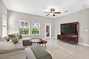 4620 Willet Cooper Ct, Tampa, FL 33619 - Photo 11