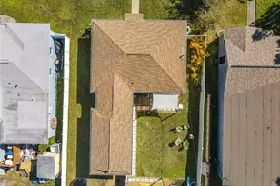 2625 19th St S, Saint Petersburg, FL 33712 - Photo 27