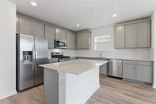 11362 Meadow River Wy, Parrish, FL 34219 - Photo 3